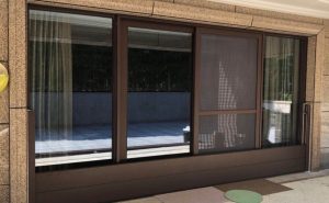 Flood Gates vs Sandbags: Why Homeowners Choose Flood Gates 1 flood gate for doors