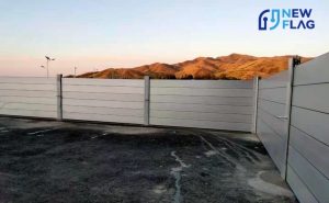 10 Questions to Ask a Flood Barrier Supplier Before Ordering 1 Flood barrier system installed at a building entrance to help prevent water damage before ordering from a supplier